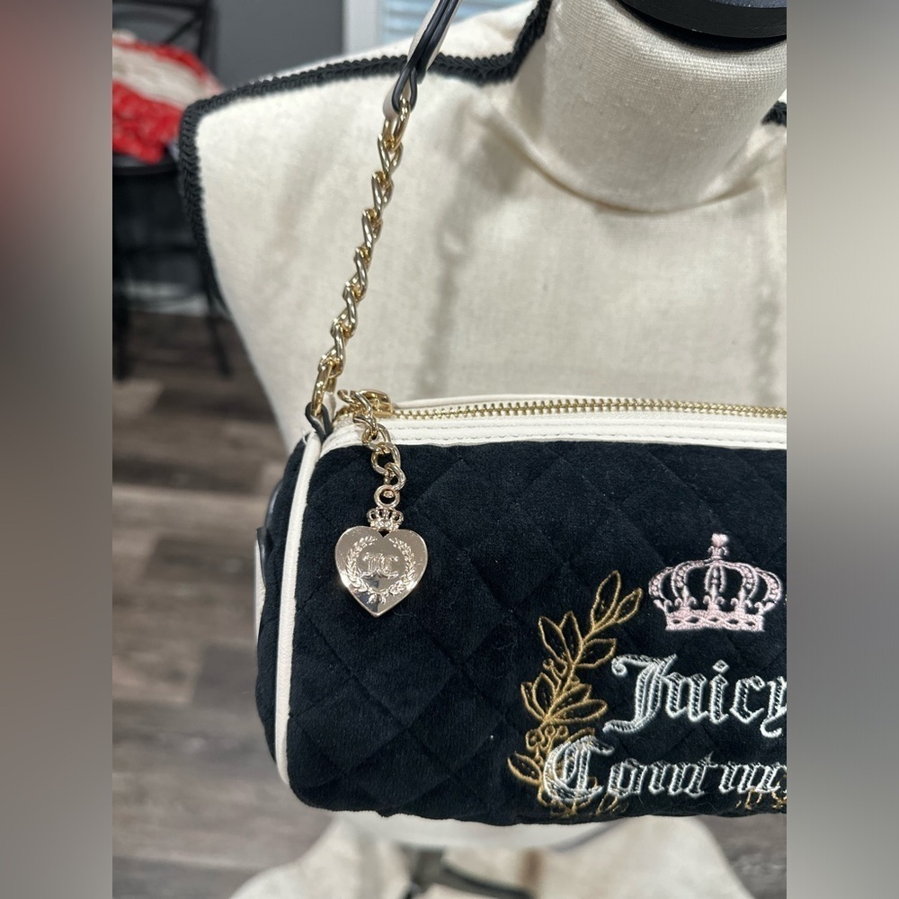 Juicy Couture Royal Moment Shoulder Barrel Mini Bag Black Velour Velvet - Picture 4 of 9